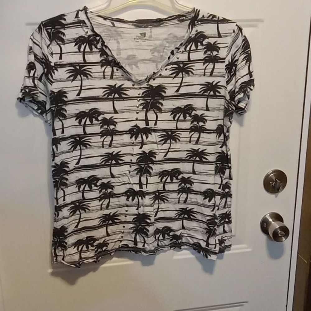 Palm Harbor White and Black Palm‎ Tree Embellished Blouse Women's Size Large